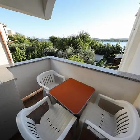 Seafront 20 Meters From The Sea Apartment *