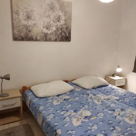 Apartment Seafront 20 Meters From The Sea *